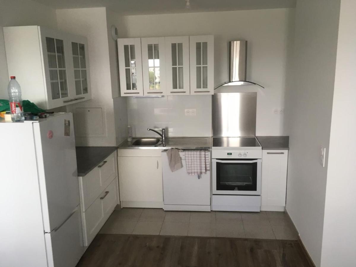 3 Room Flat In Parklane - 1,5Km Disney Serris Eksteriør bilde