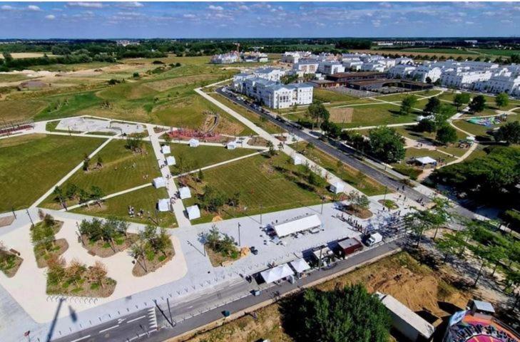 3 Room Flat In Parklane - 1,5Km Disney Serris Eksteriør bilde